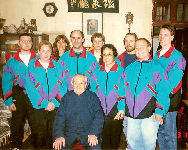 Master Ma Yueh-Liang (with Richard Clear on the far right)